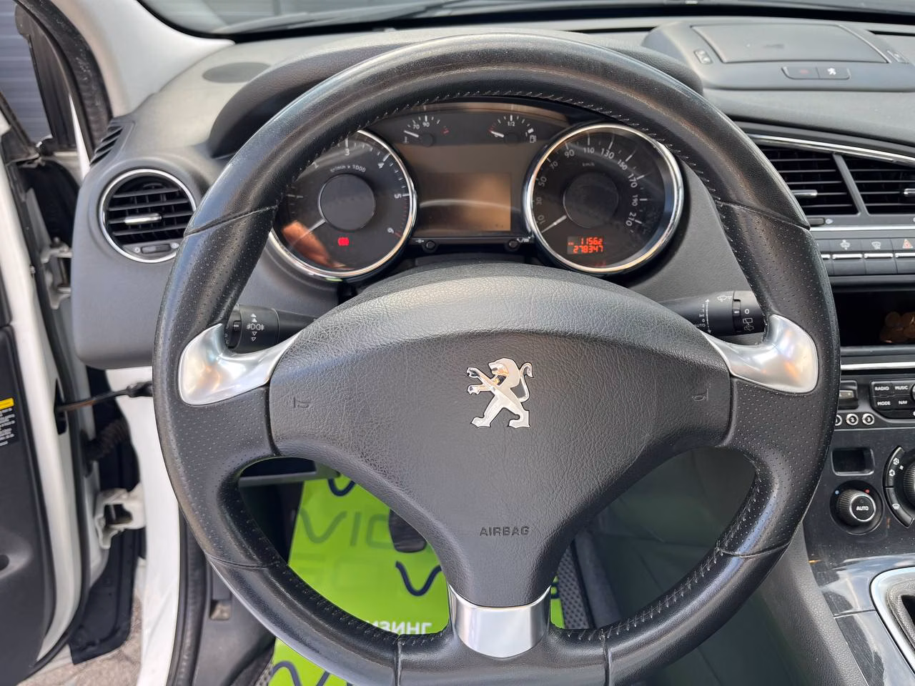 Peugeot 5008 фото 19