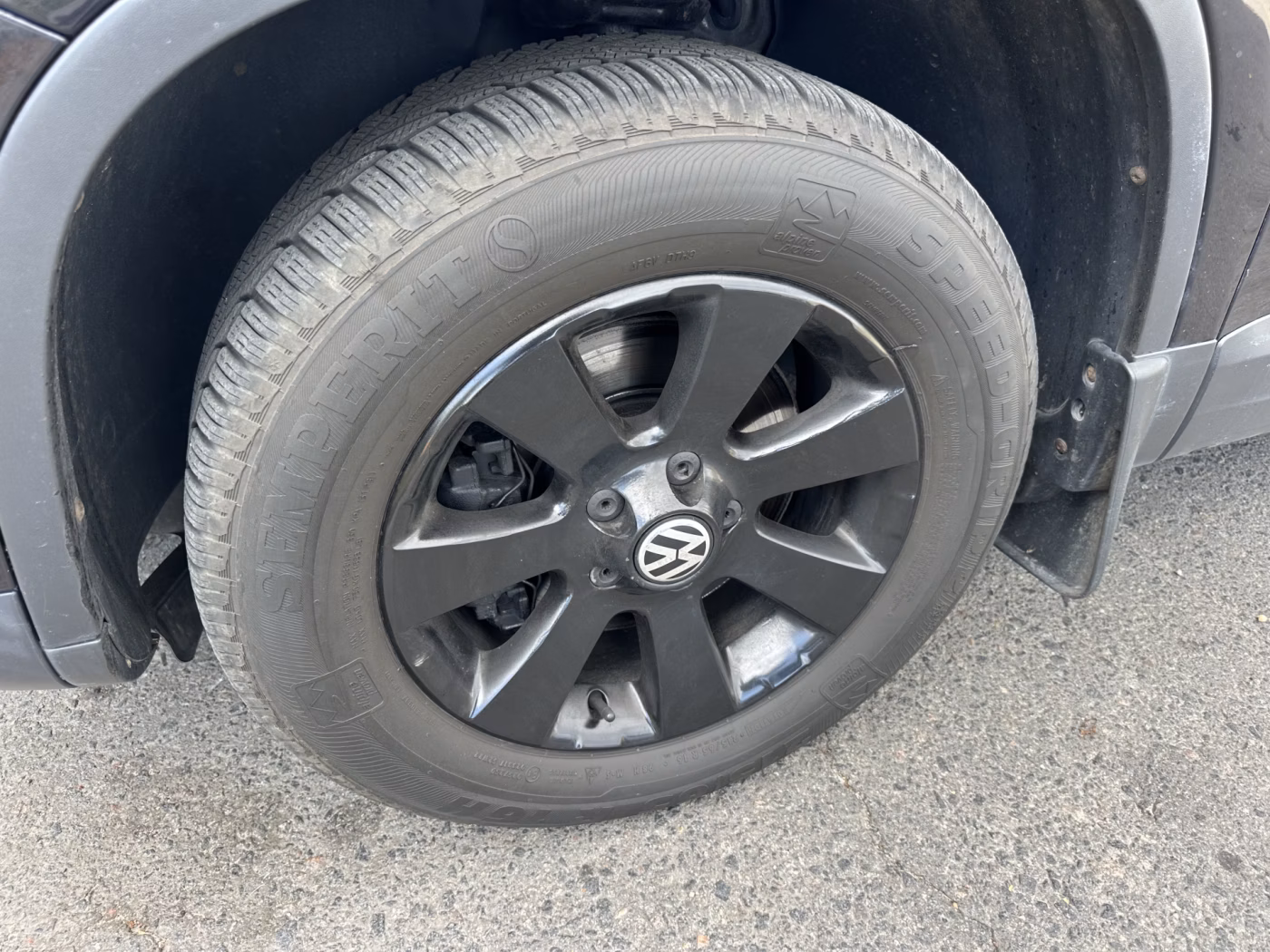 Volkswagen Tiguan фото 8