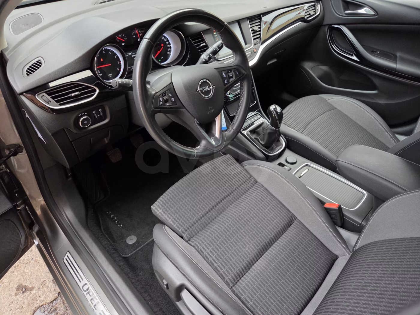 Opel Astra фото 15