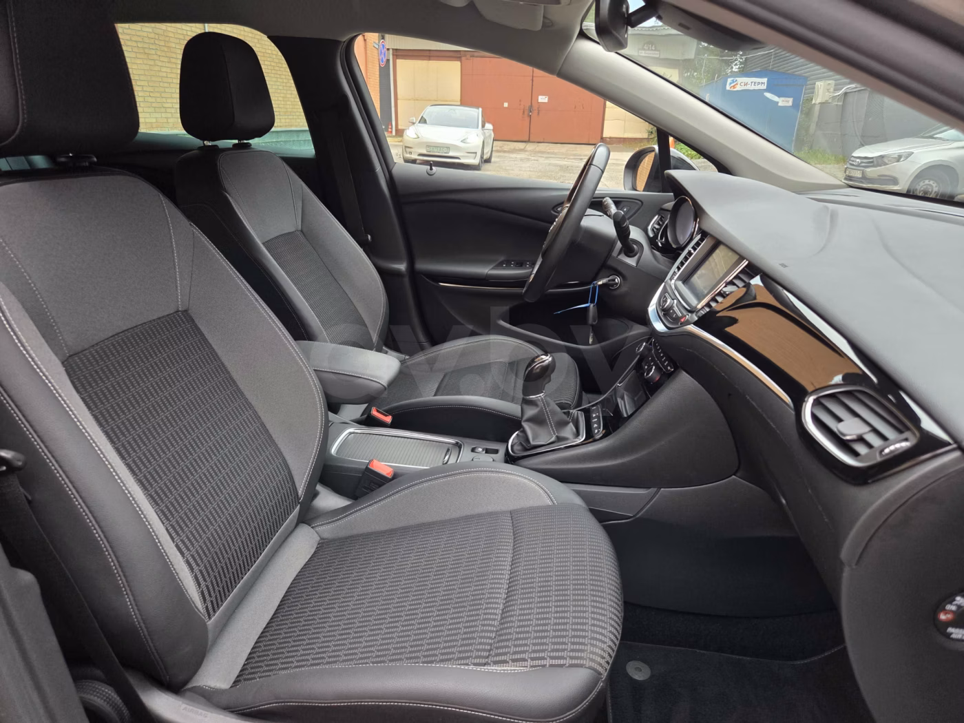 Opel Astra фото 19