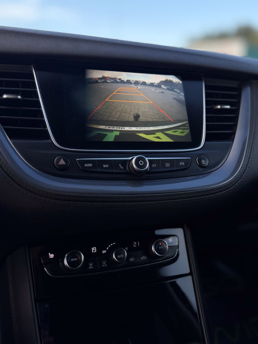 Opel Grandland X фото 16