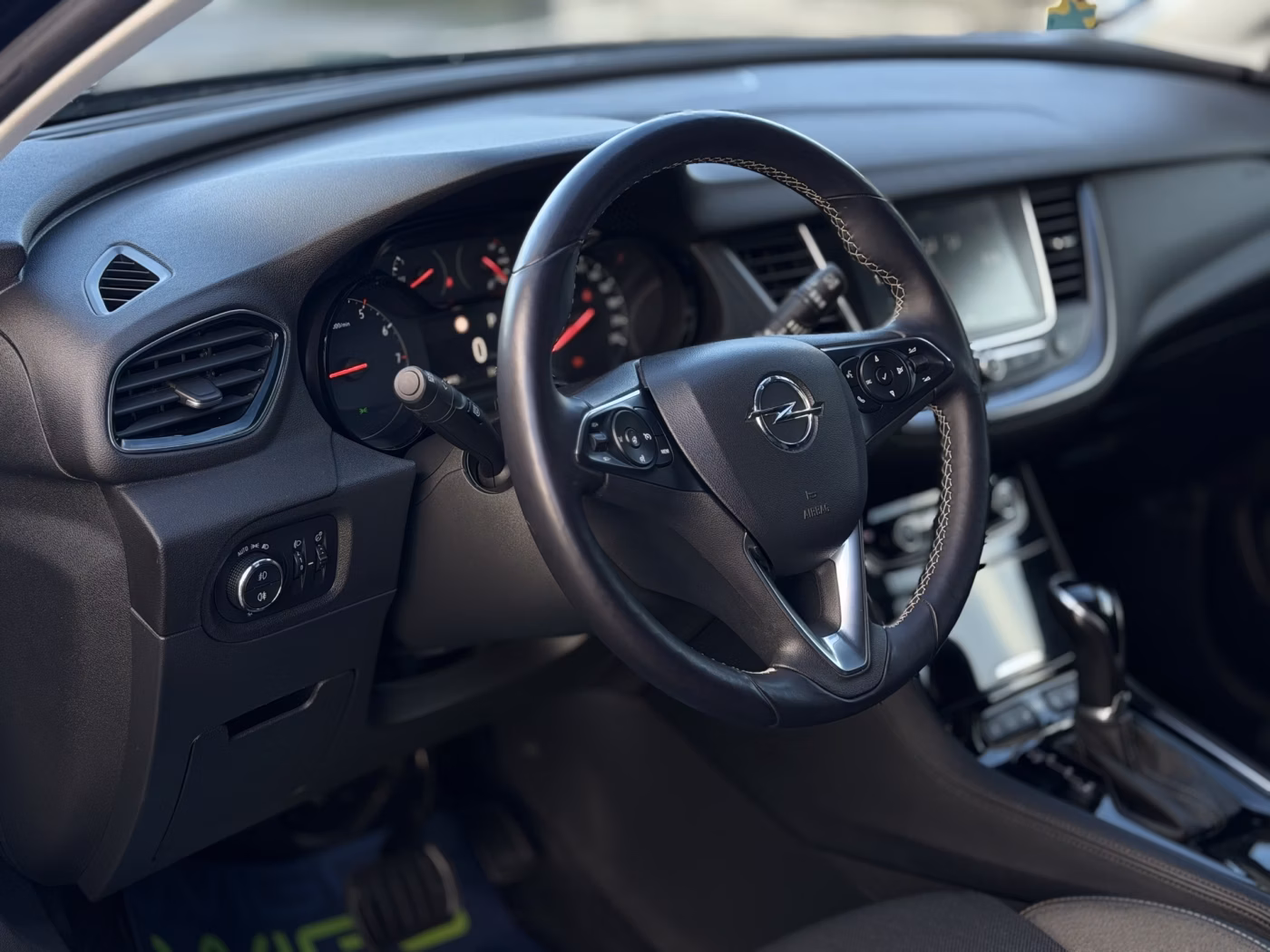 Opel Grandland X фото 17