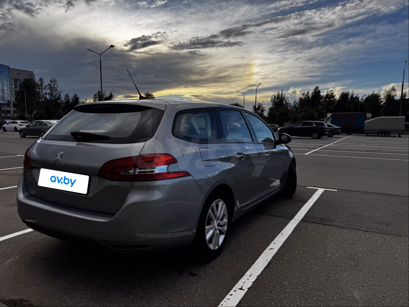 Peugeot 308 фото 4