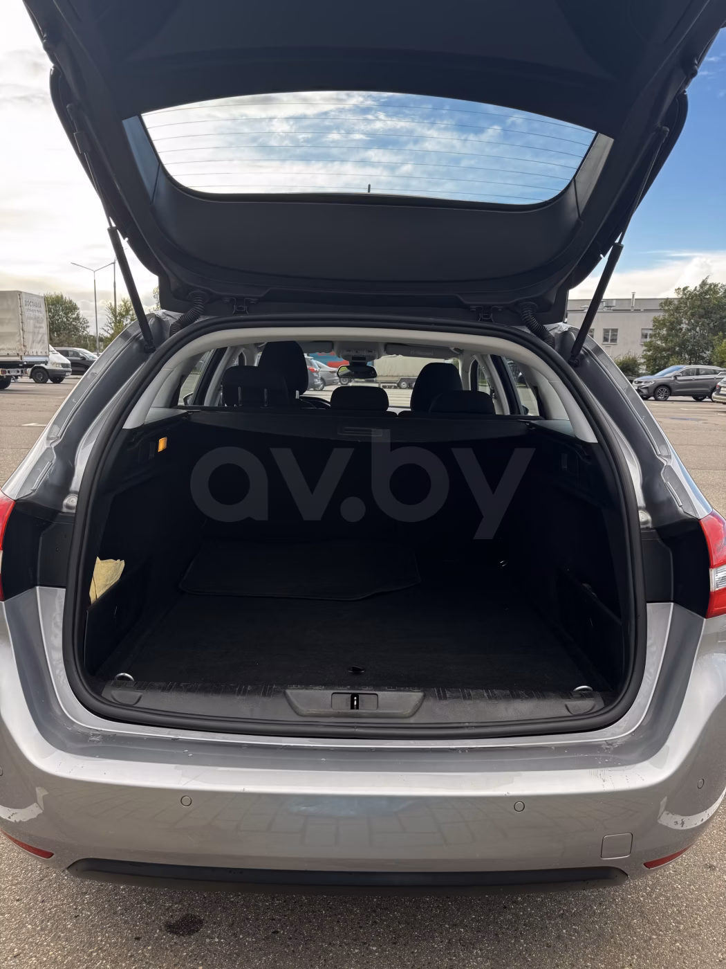 Peugeot 308 фото 10