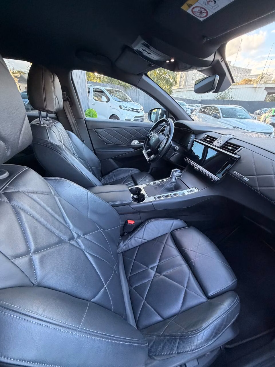 DS 7 Crossback фото 15