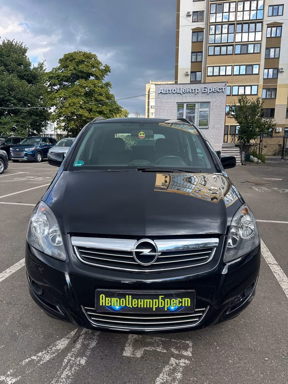 Opel Zafira фото 3