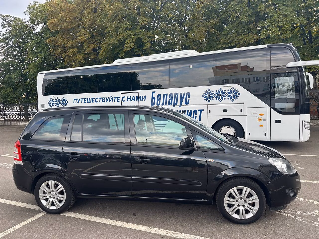 Opel Zafira фото 7