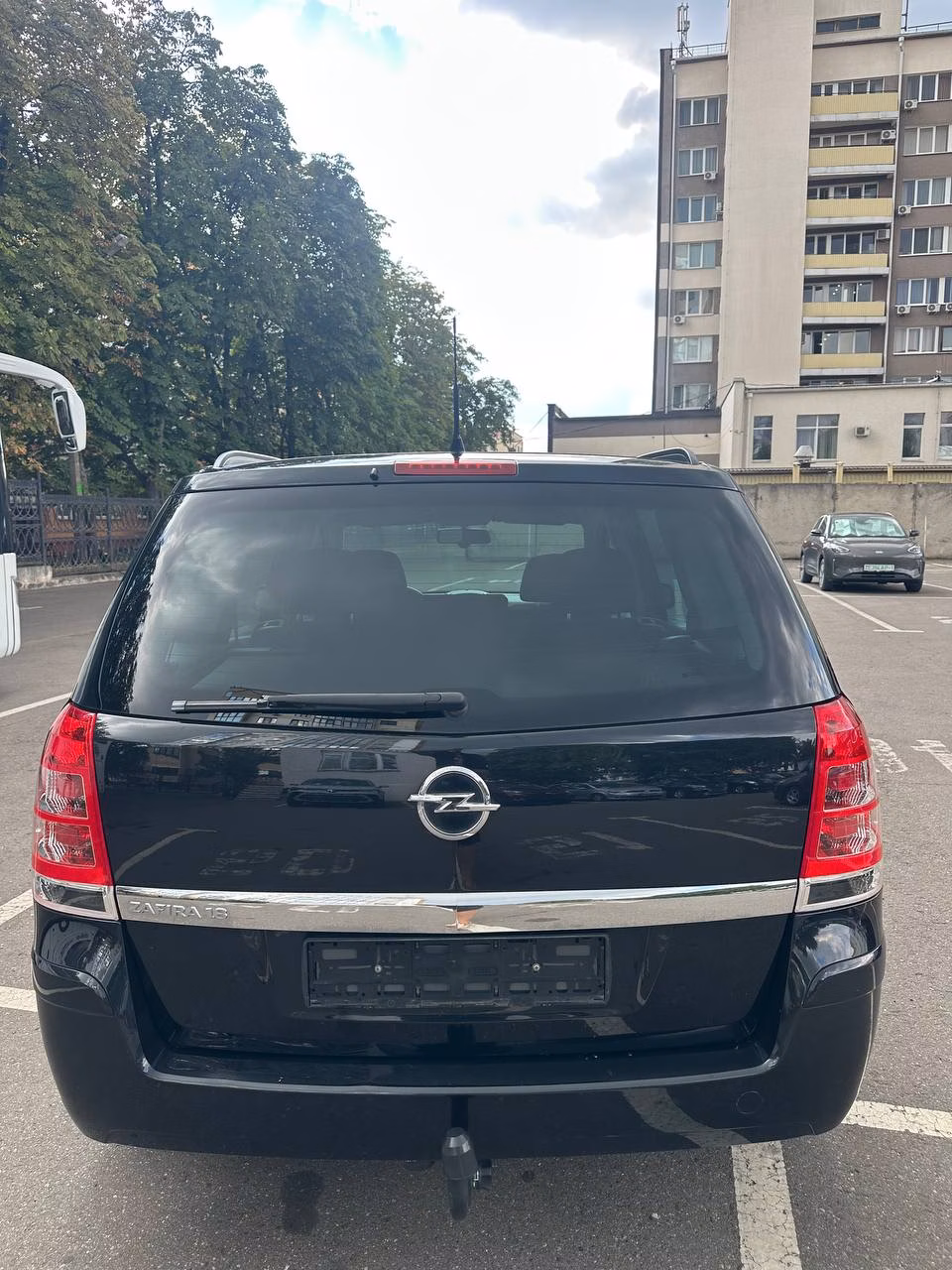 Opel Zafira фото 10