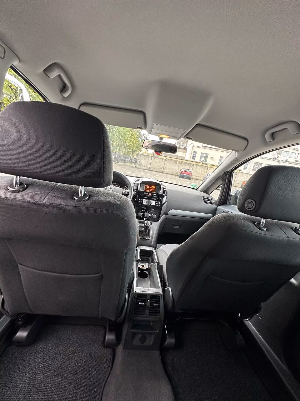 Opel Zafira фото 18