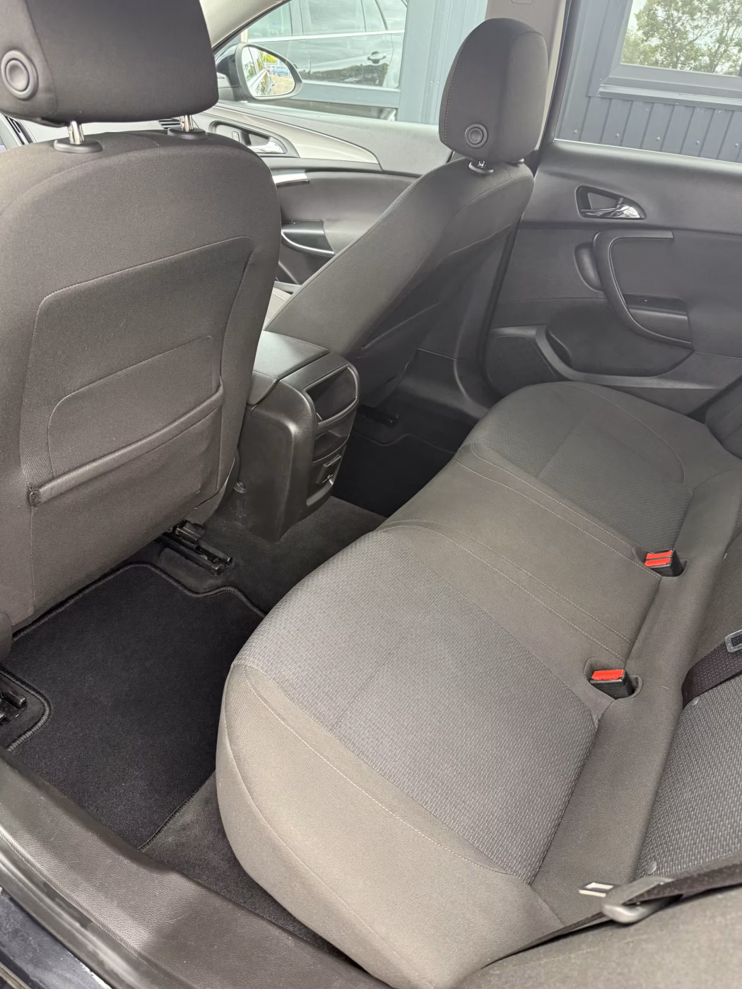 Opel Insignia фото 8