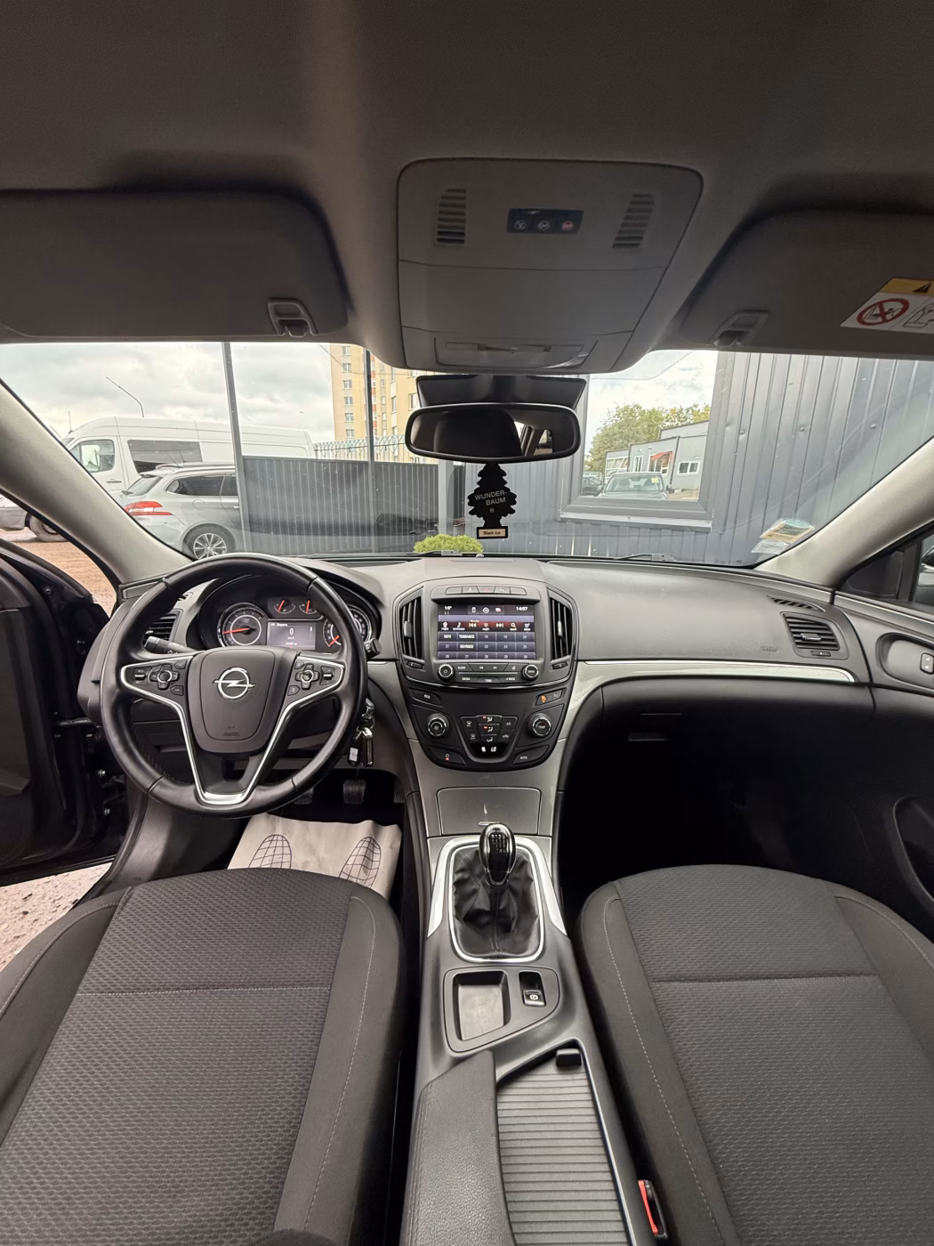 Opel Insignia фото 9