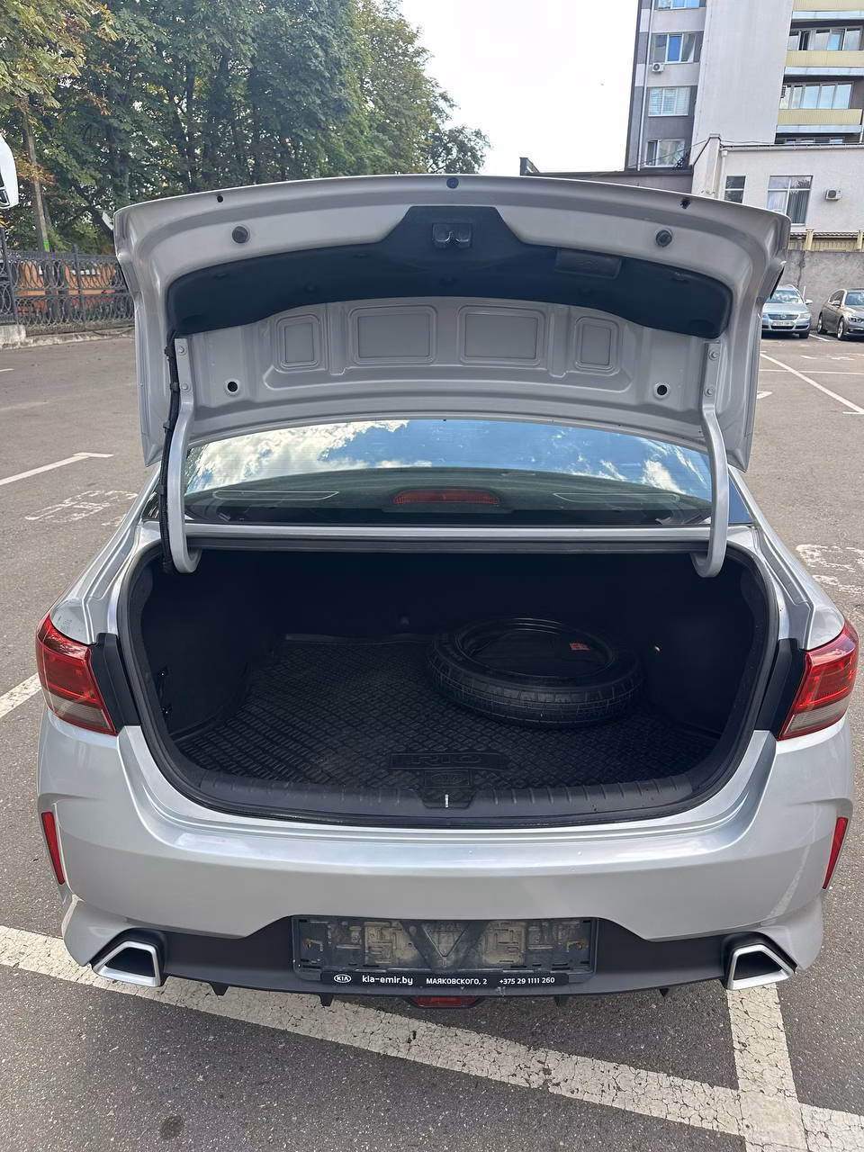 Kia Rio фото 12