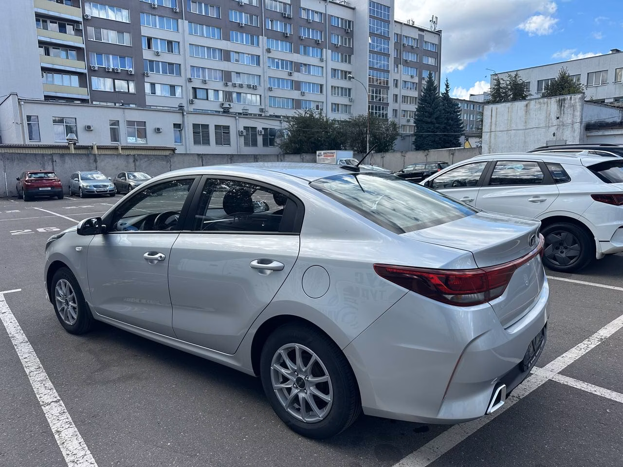 Kia Rio фото 14