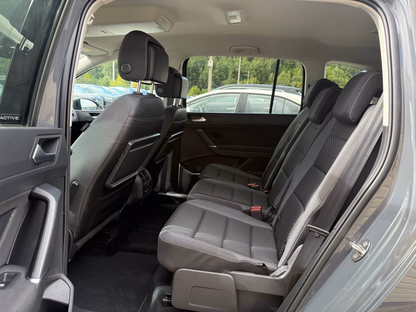 Volkswagen Touran фото 13