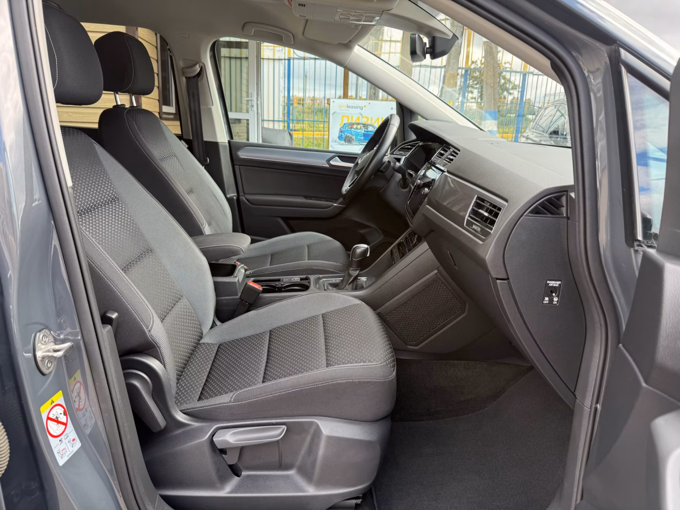 Volkswagen Touran фото 20