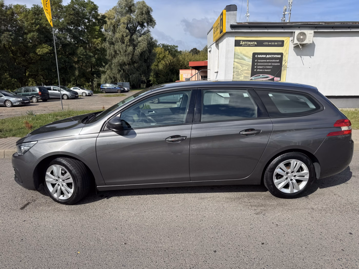 Peugeot 308 фото 8