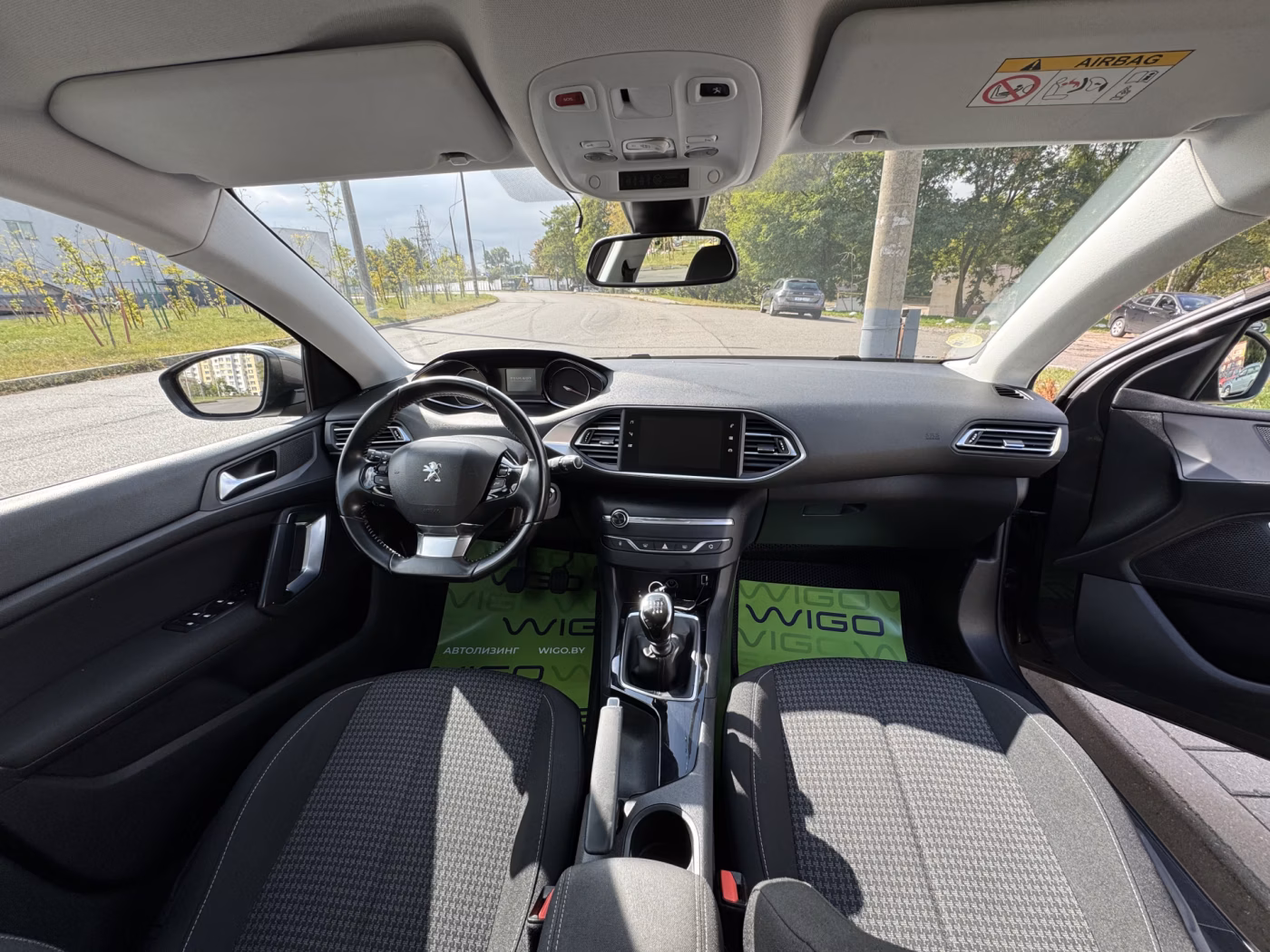 Peugeot 308 фото 17