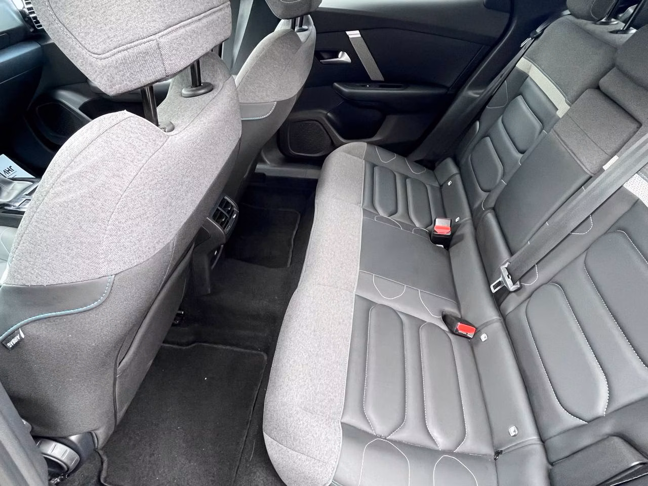 Citroen C4 фото 8