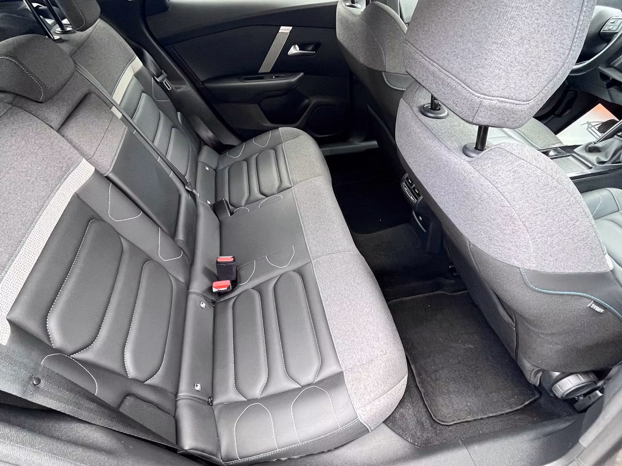 Citroen C4 фото 9