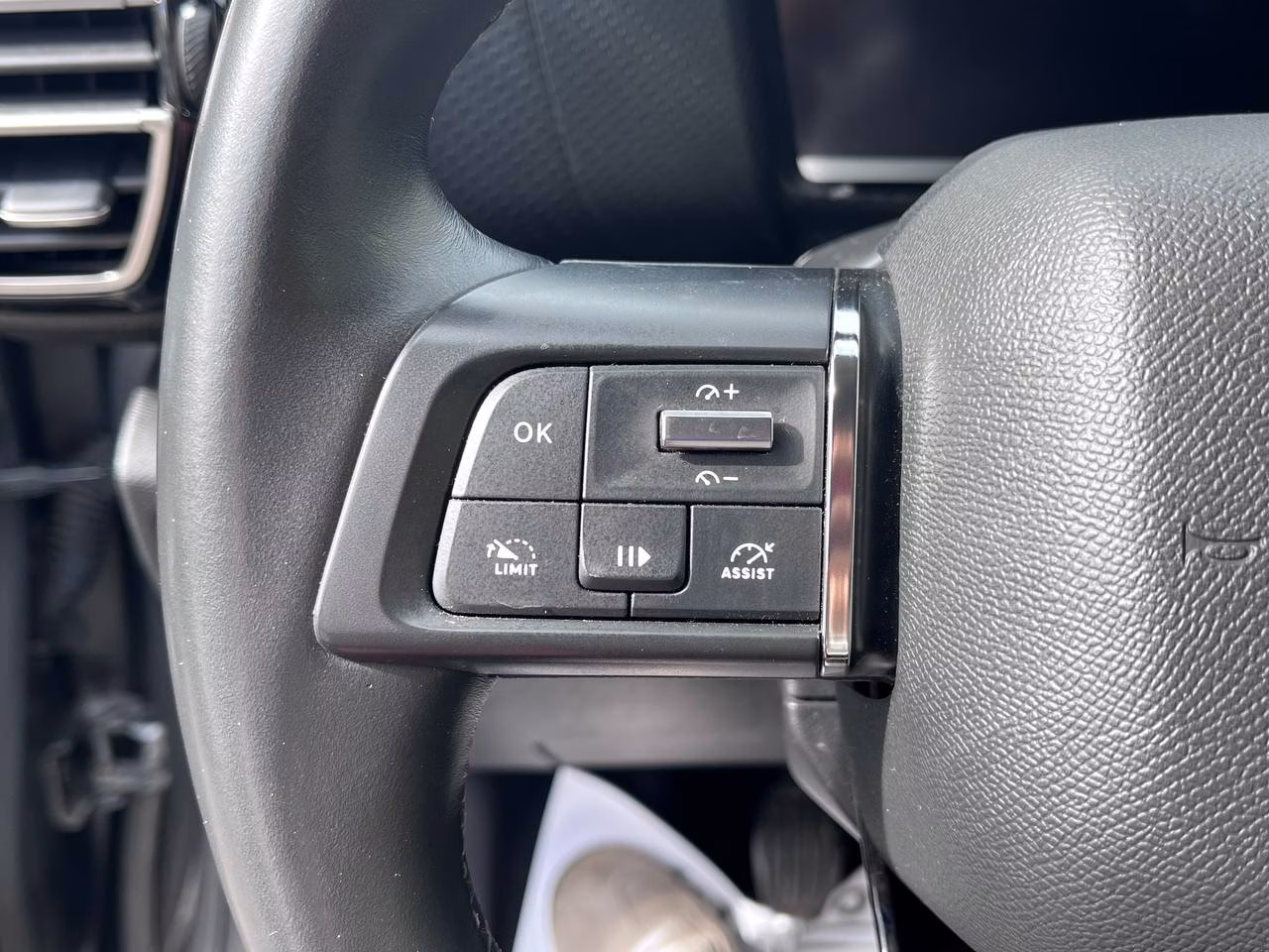 Citroen C4 фото 13