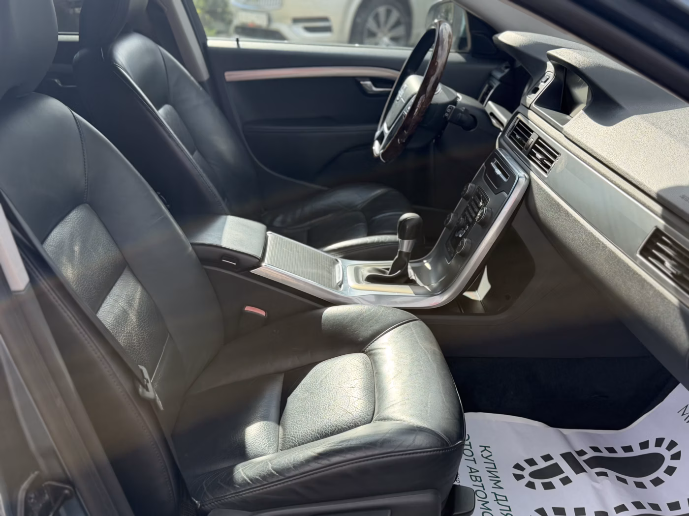 Volvo V70 фото 13