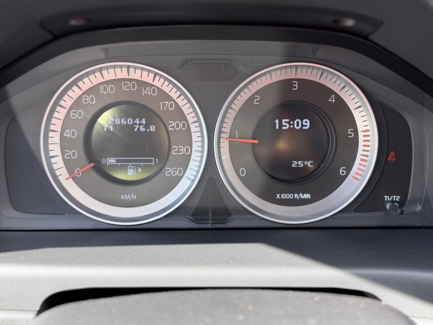 Volvo V70 фото 20