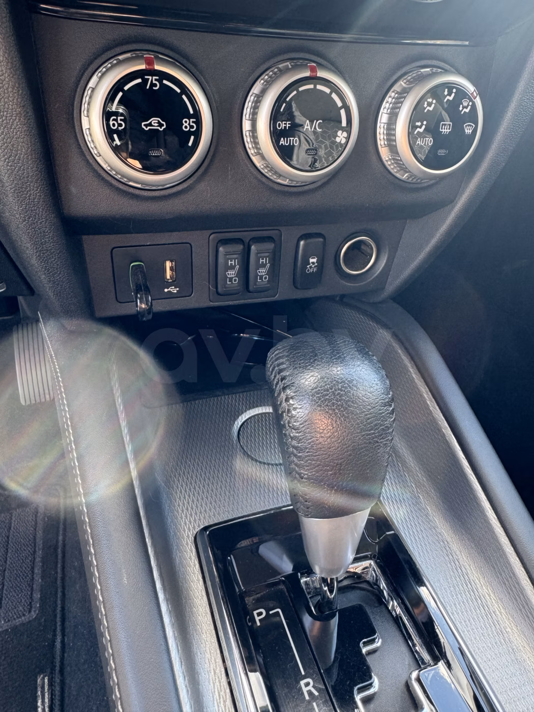 Mitsubishi Outlander Sport фото 9