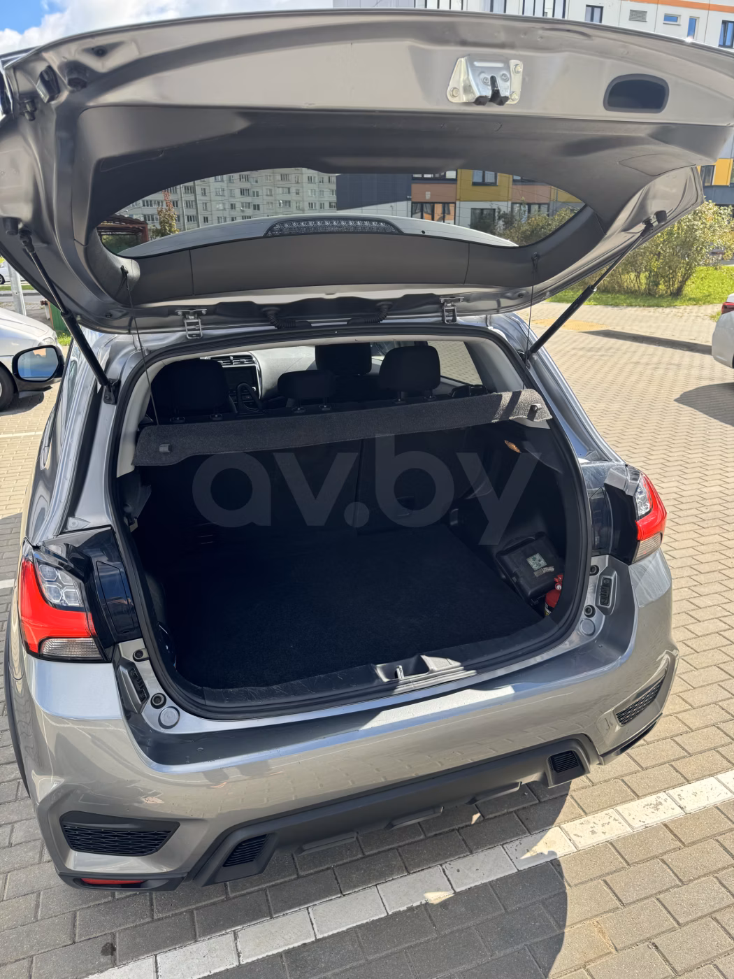 Mitsubishi Outlander Sport фото 12