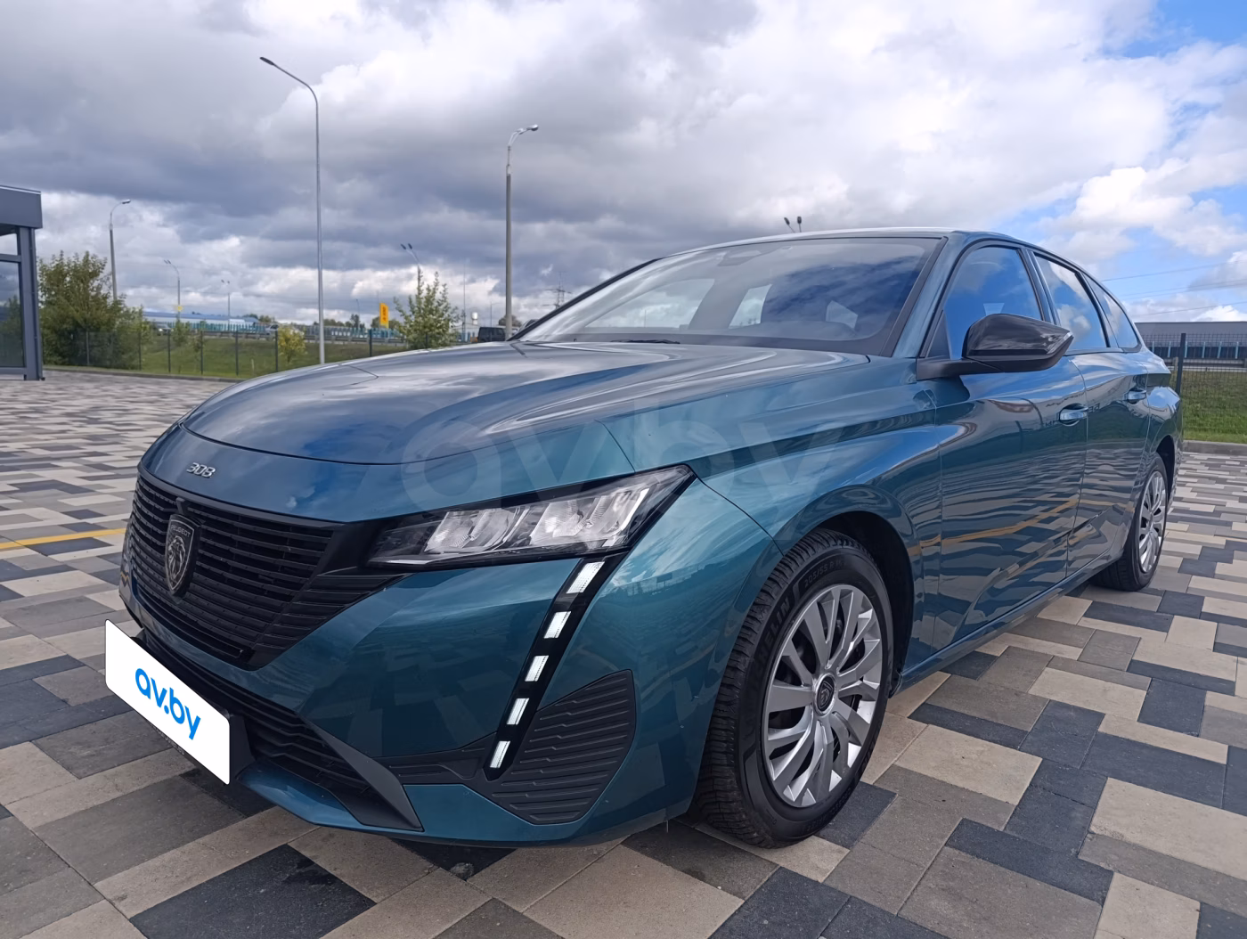 Peugeot 308 фото 2