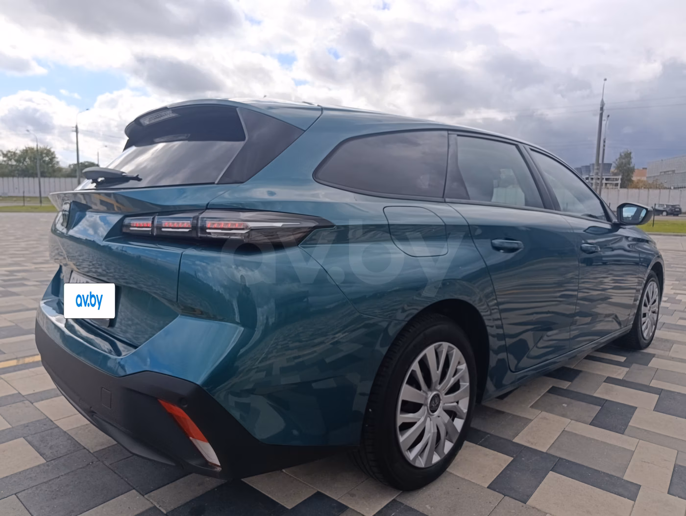 Peugeot 308 фото 3