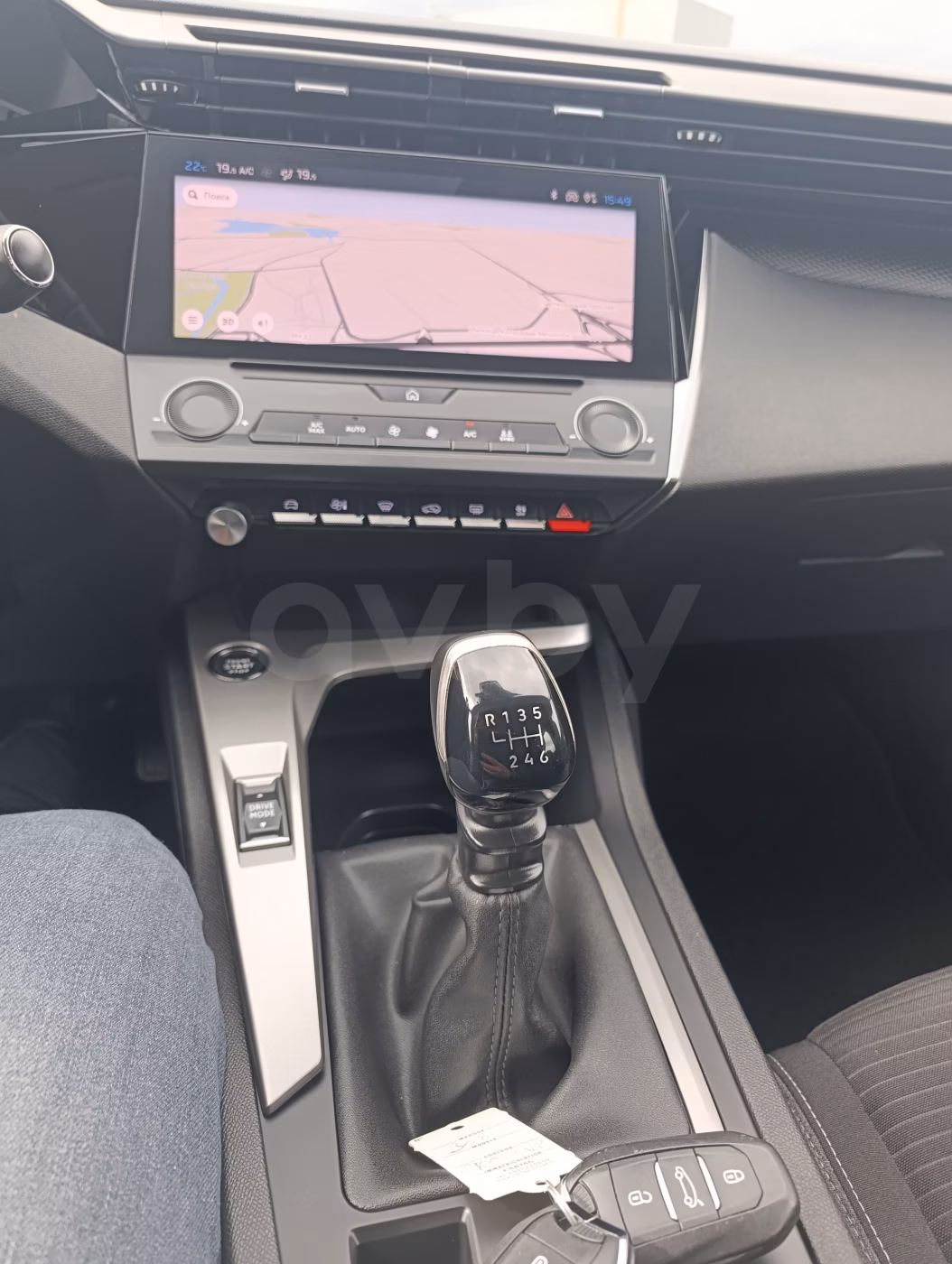 Peugeot 308 фото 9