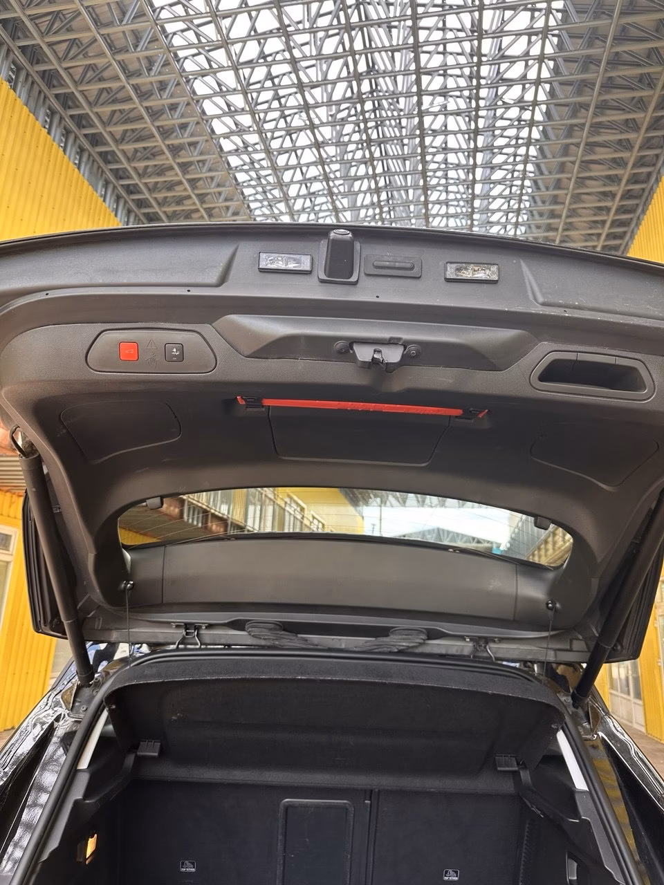 Opel Grandland X фото 14