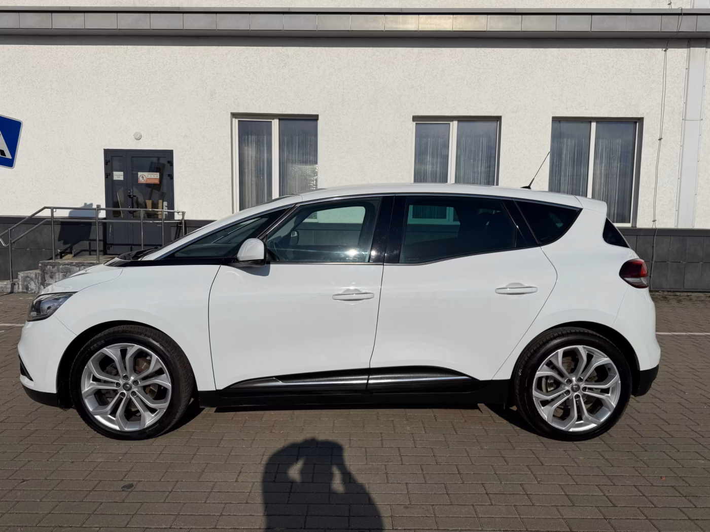 Renault Scenic фото 4