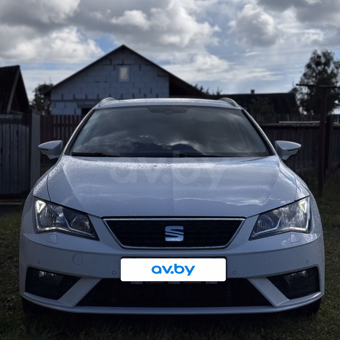 SEAT Leon фото 2