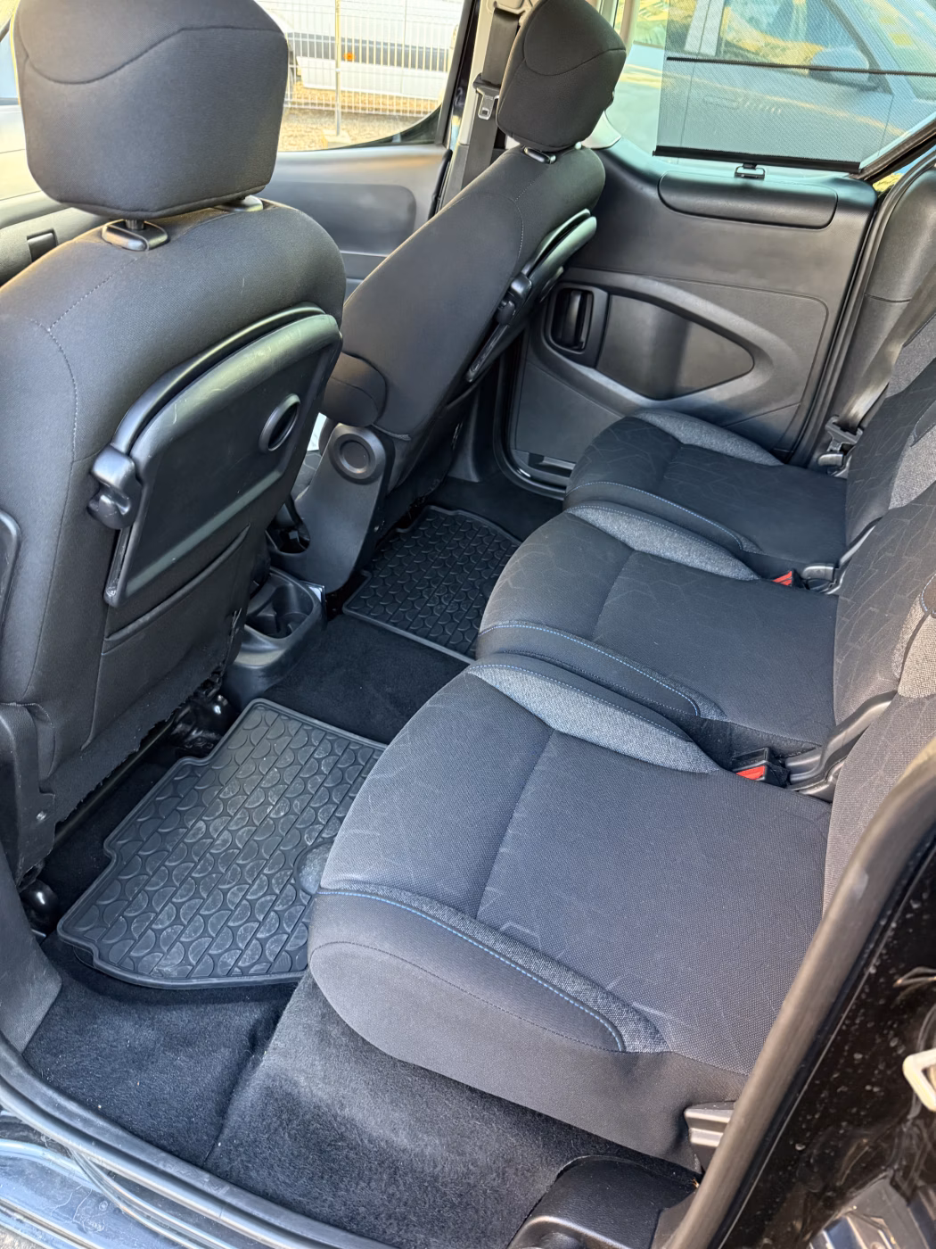 Peugeot Partner фото 8