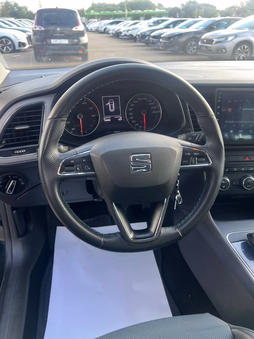 SEAT Leon фото 12