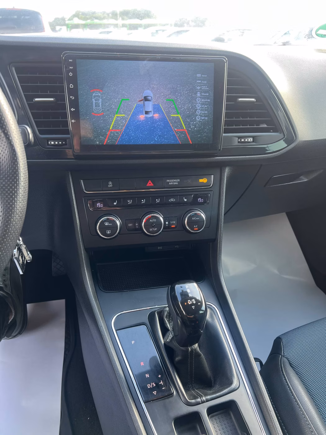 SEAT Leon фото 13