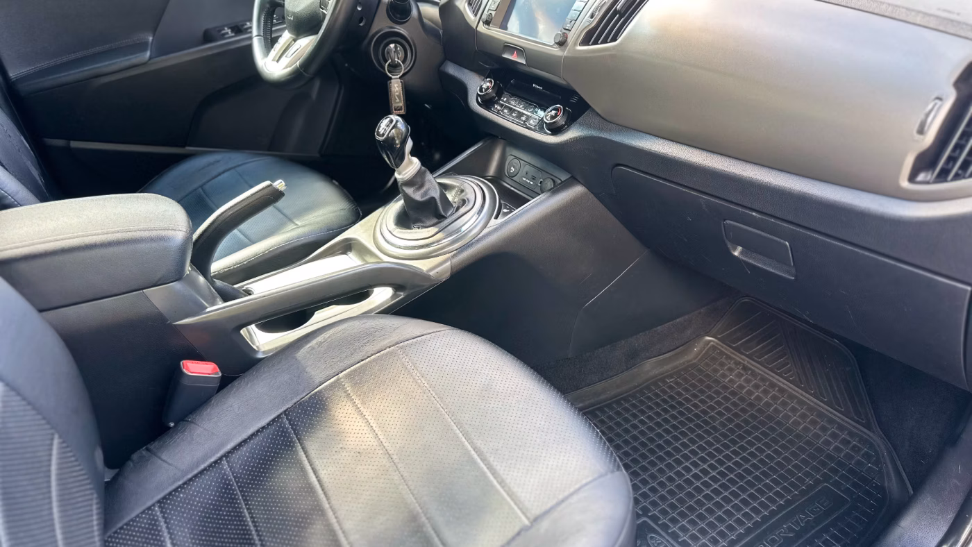 Kia Sportage фото 14