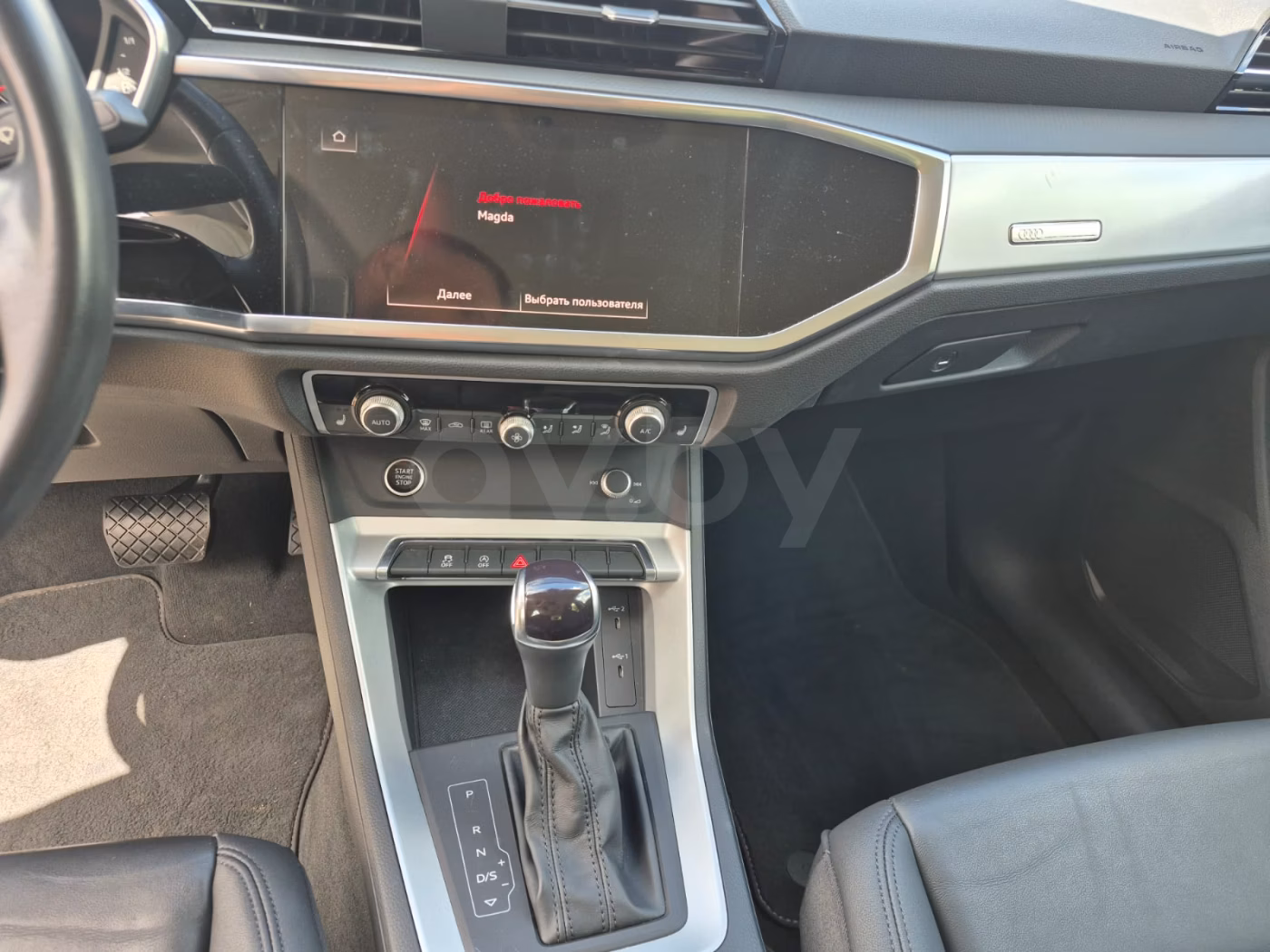 Audi Q3 фото 10