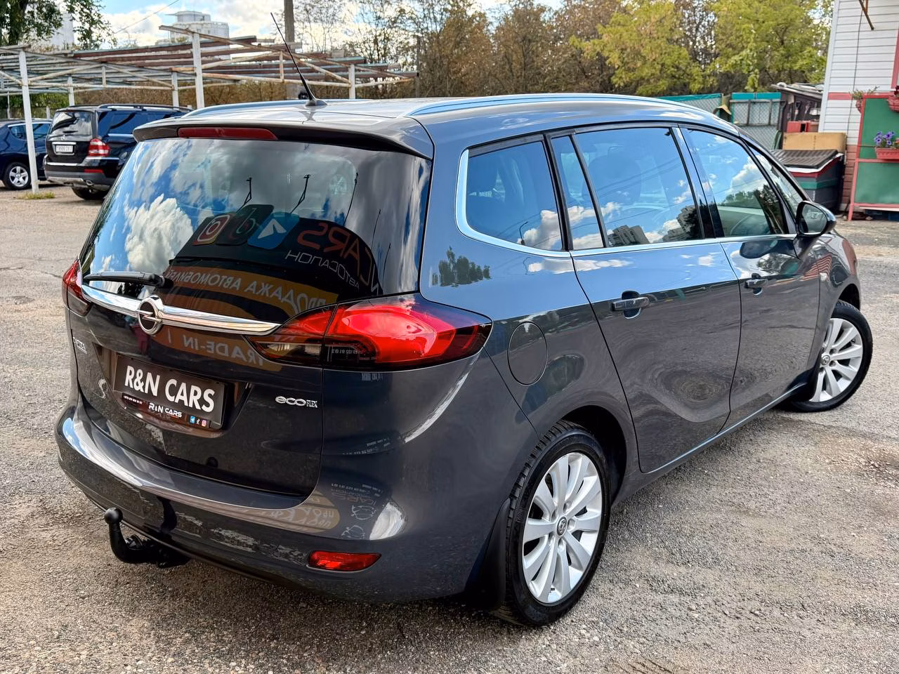 Opel Zafira фото 10