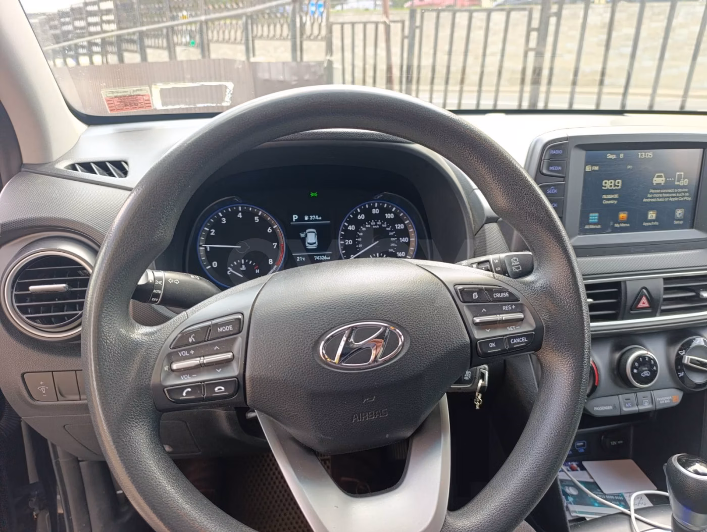 Hyundai Kona фото 6