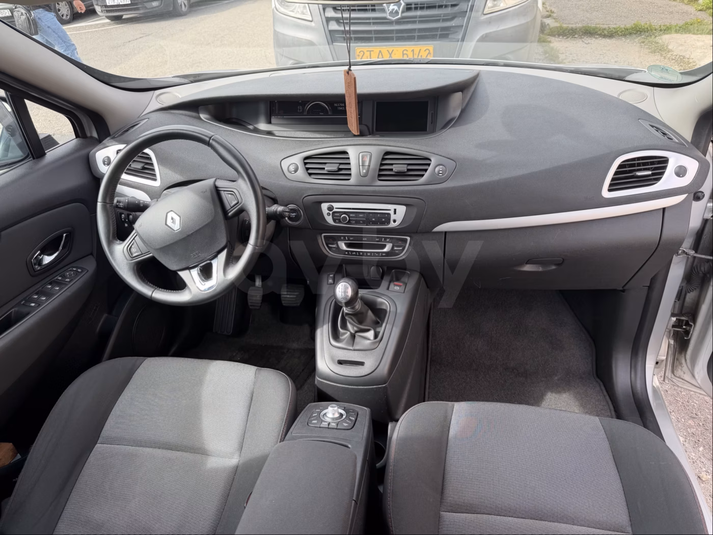 Renault Scenic фото 6
