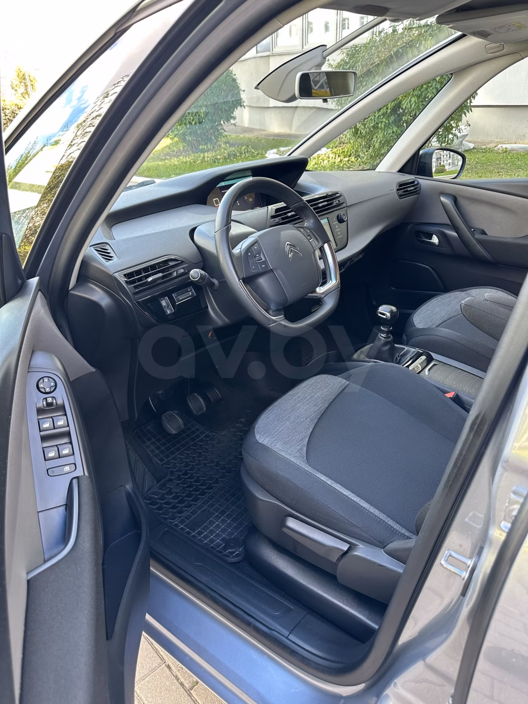 Citroen C4 Grand Spacetourer фото 11