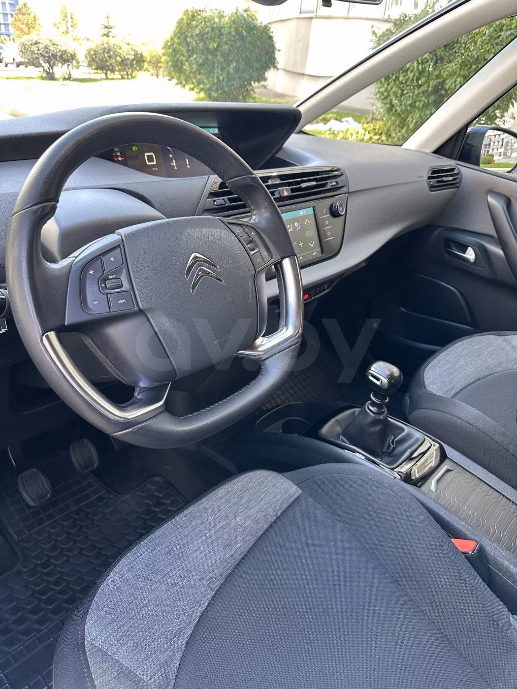 Citroen C4 Grand Spacetourer фото 12