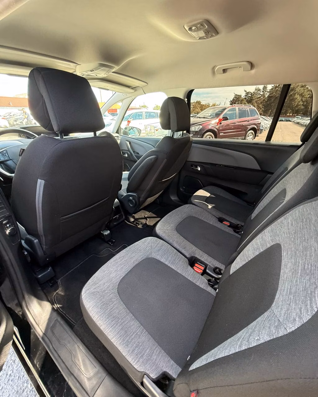 Citroen C4 Grand Spacetourer фото 12