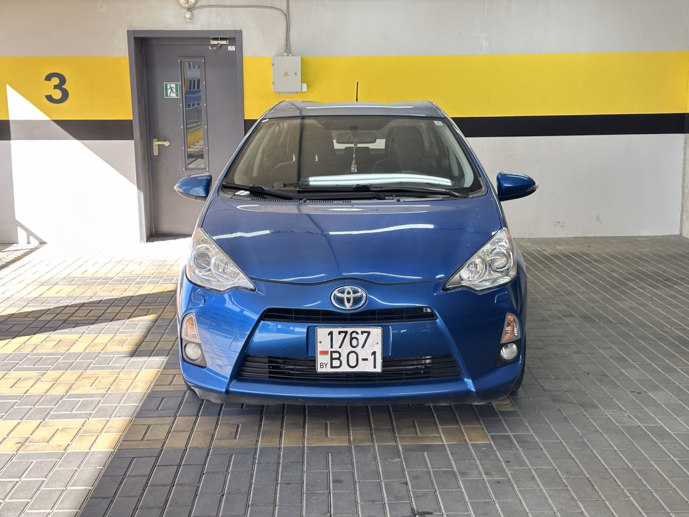 Toyota Prius C фото 2