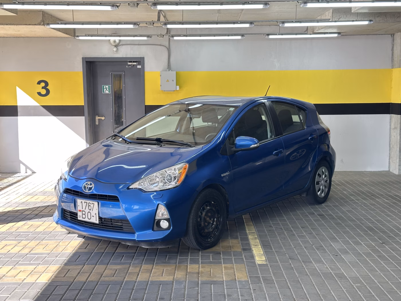 Toyota Prius C фото 3