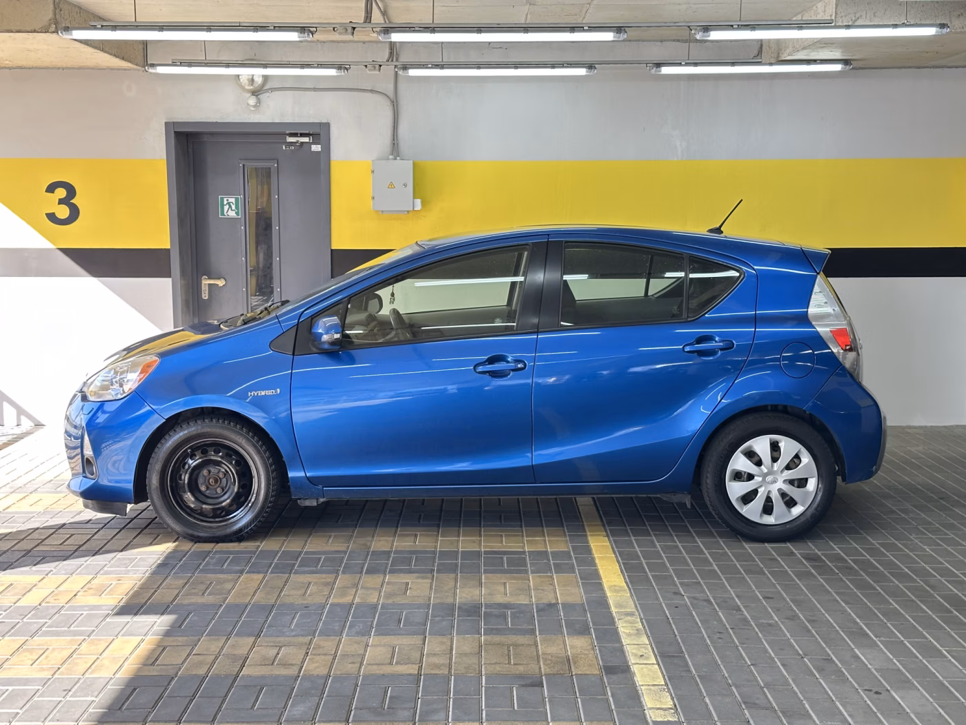 Toyota Prius C фото 4