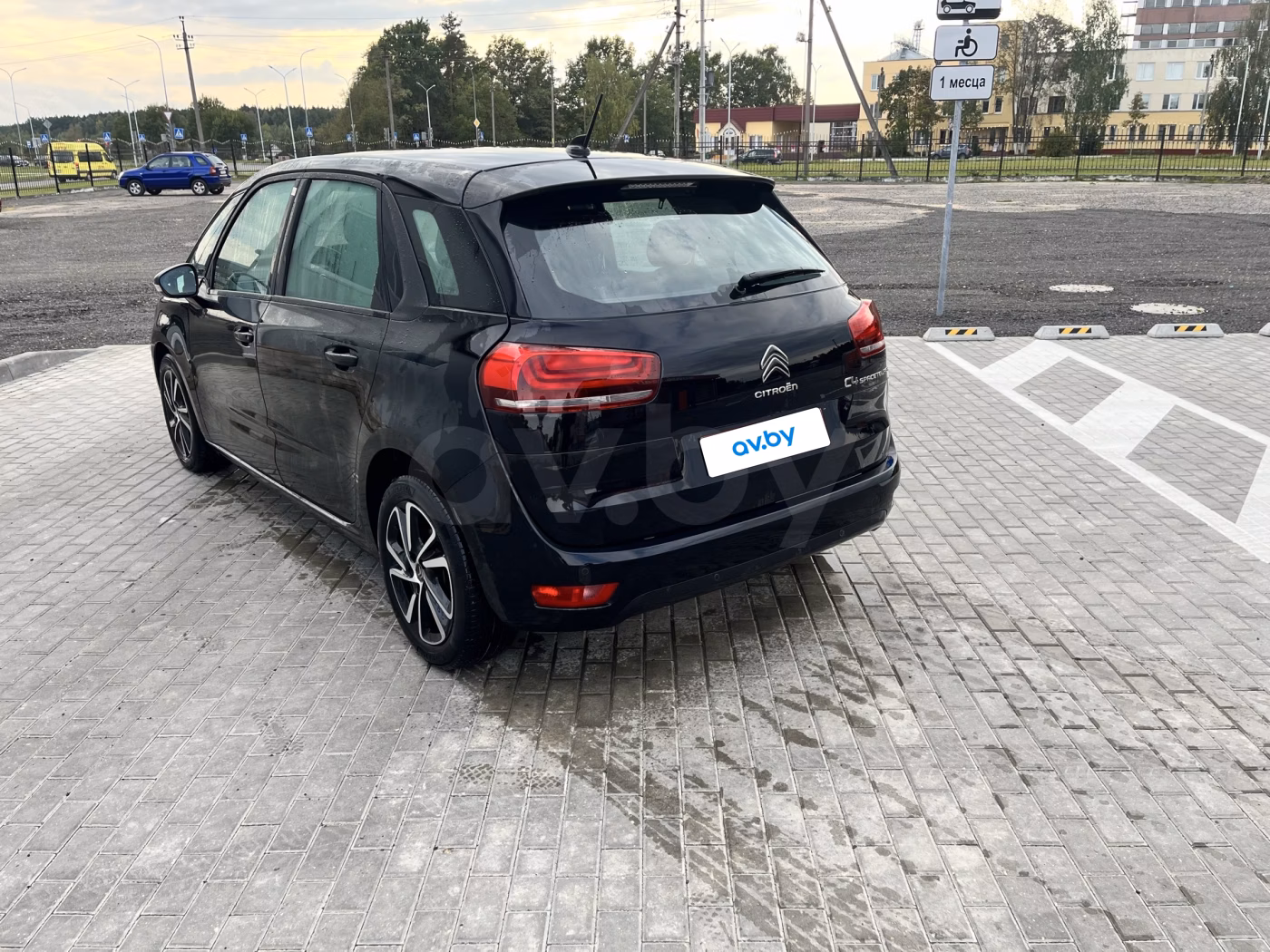 Citroen C4 Spacetourer фото 4