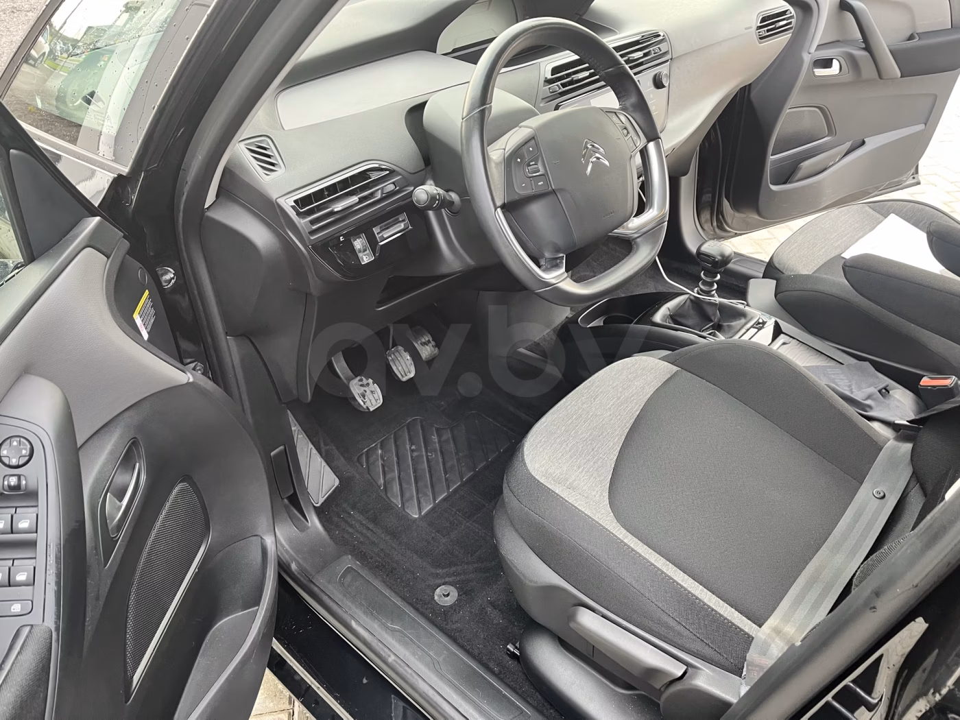 Citroen C4 Spacetourer фото 11
